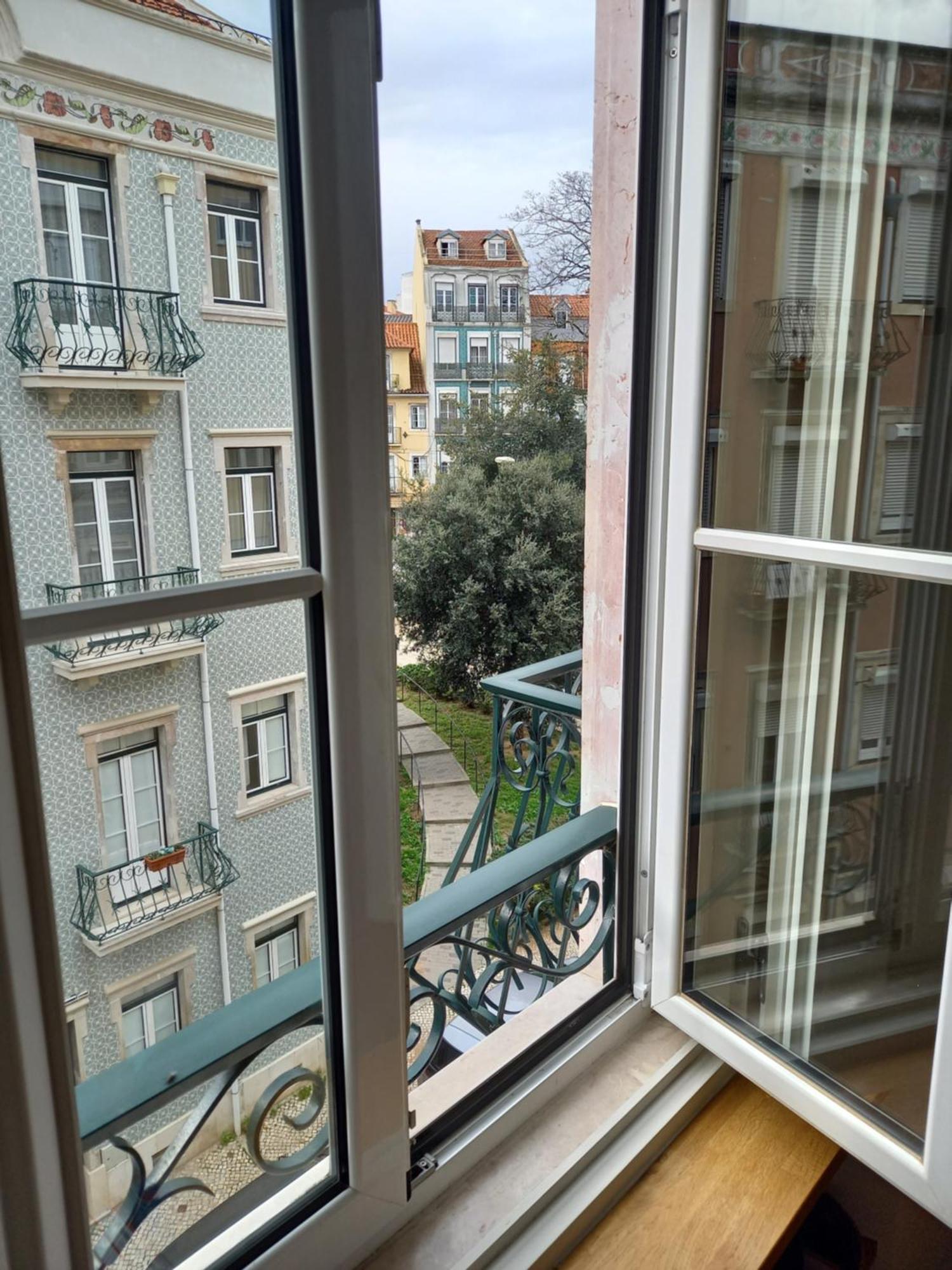 Charme Et Confort Au Coeur De Graca Quarto em Acomodações Particulares